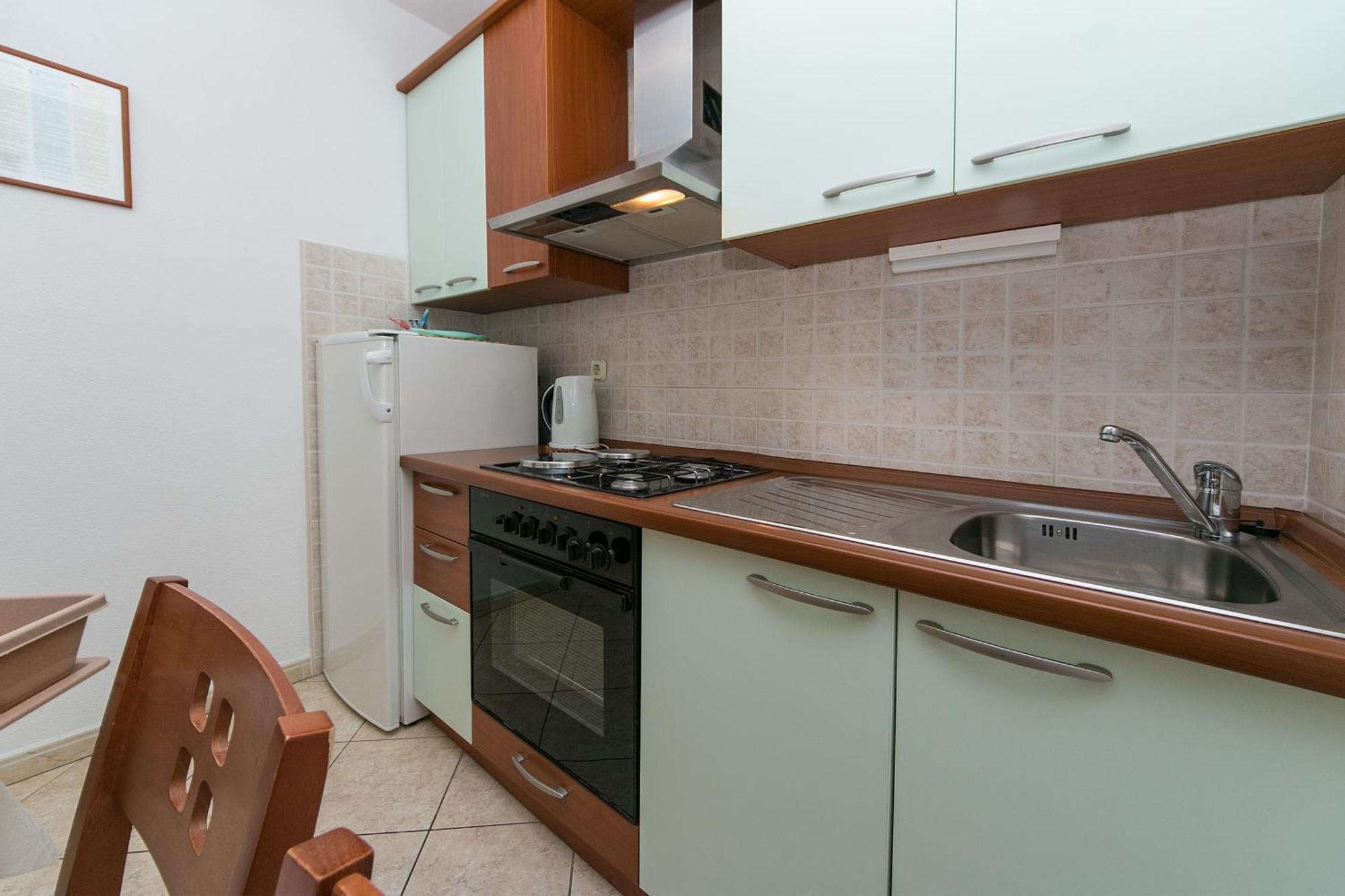 Apartments And Rooms By The Sea Brela, Makarska - 2752 Phòng bức ảnh