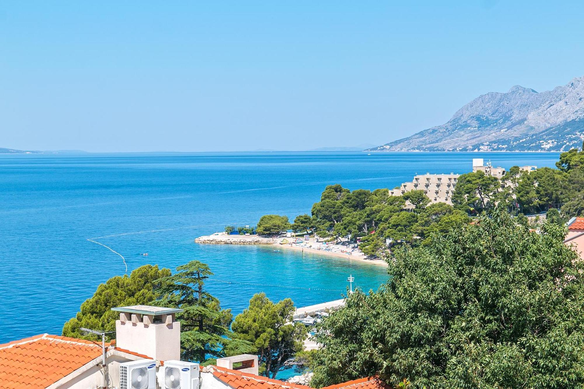 Apartments And Rooms By The Sea Brela, Makarska - 2752 Ngoại thất bức ảnh